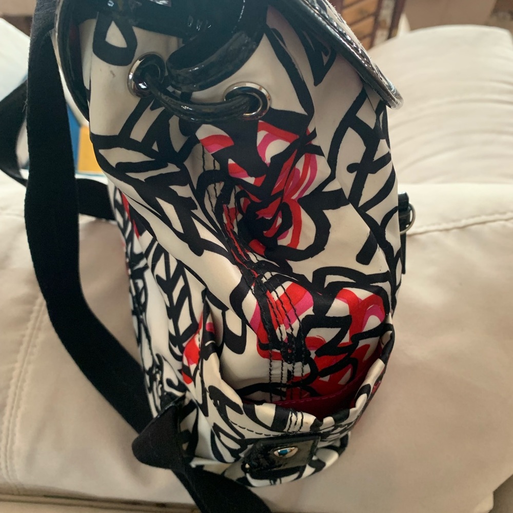 Backpack - Picture 2 of 3